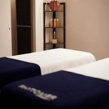 Grand Du Luxembourg & Отель 4*
