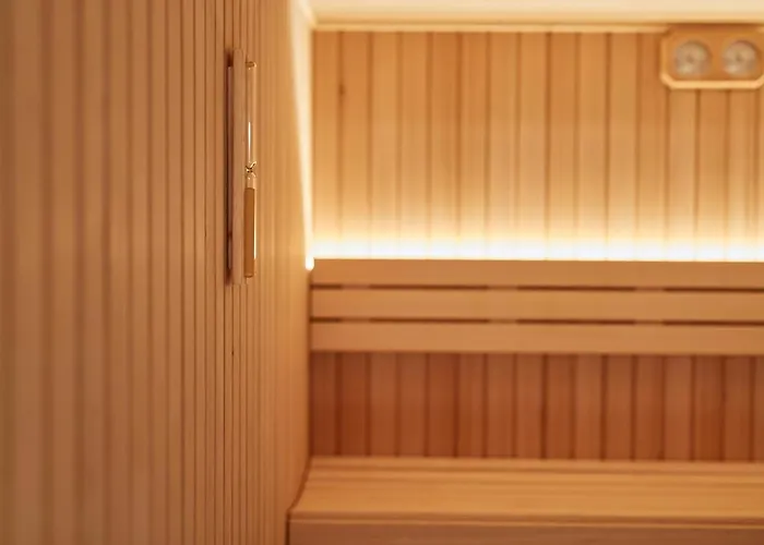 Grand Du Luxembourg & Hotel Bayeux