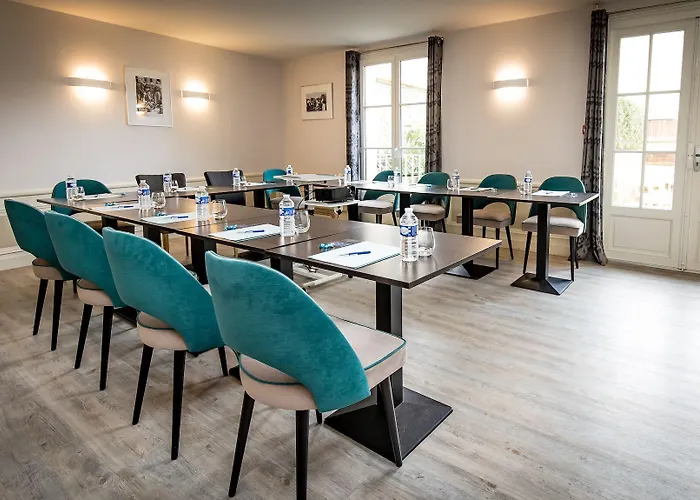 Grand Du Luxembourg & Bayeux