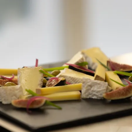 Grand Du Luxembourg & Hotell Bayeux