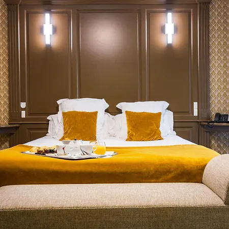 Grand Du Luxembourg &