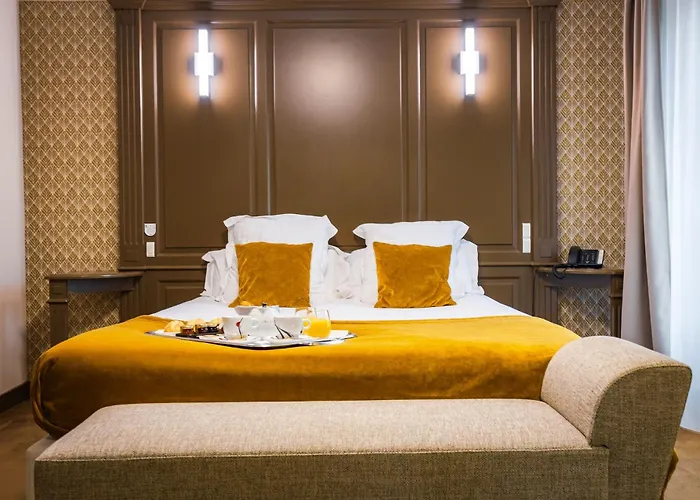 Grand Du Luxembourg &