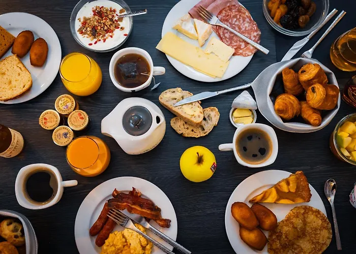 Grand Du Luxembourg & Hotel Bayeux