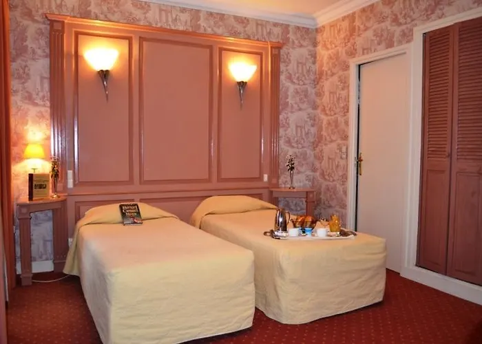 Grand Du Luxembourg & Bayeux